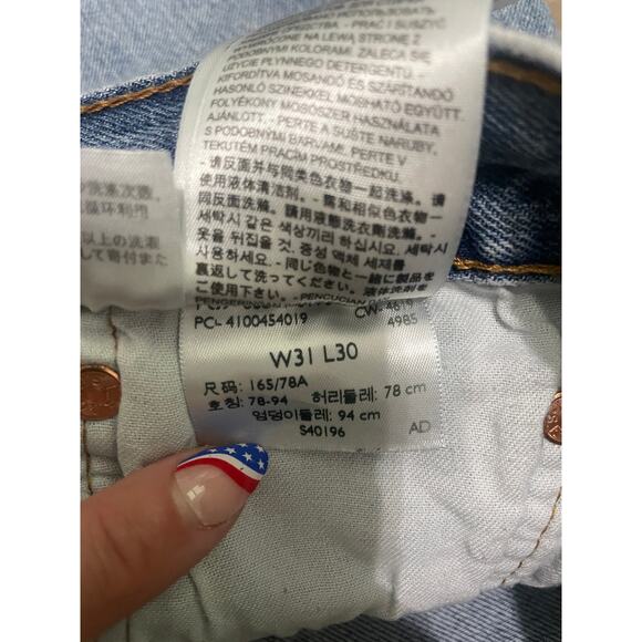 Levi’s 501 Button-Fly Cutoff Jorts – Size W31 / L30 - Picture 6 of 10